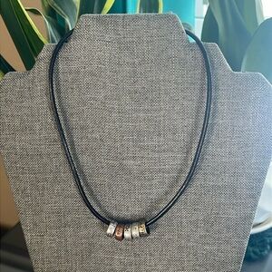 Premier Designs Mixed Metals Circle of Friends Necklace